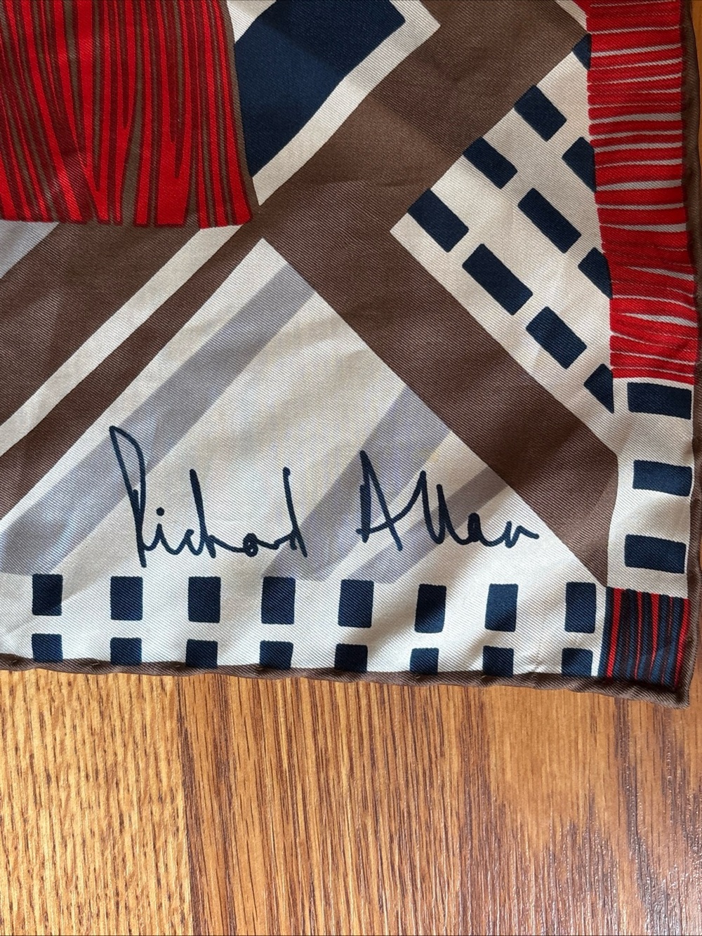 Richard Allen Over-sized Geometric Print Silk Blend Scarf Bold Neck Accessory - Picture 2 of 7
